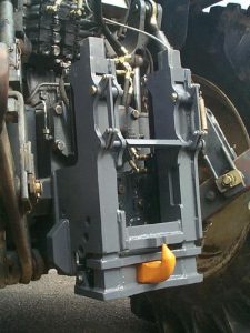 New Holland 8670 Pick Up Hitch - Tractor Hitch - Hand Engineering